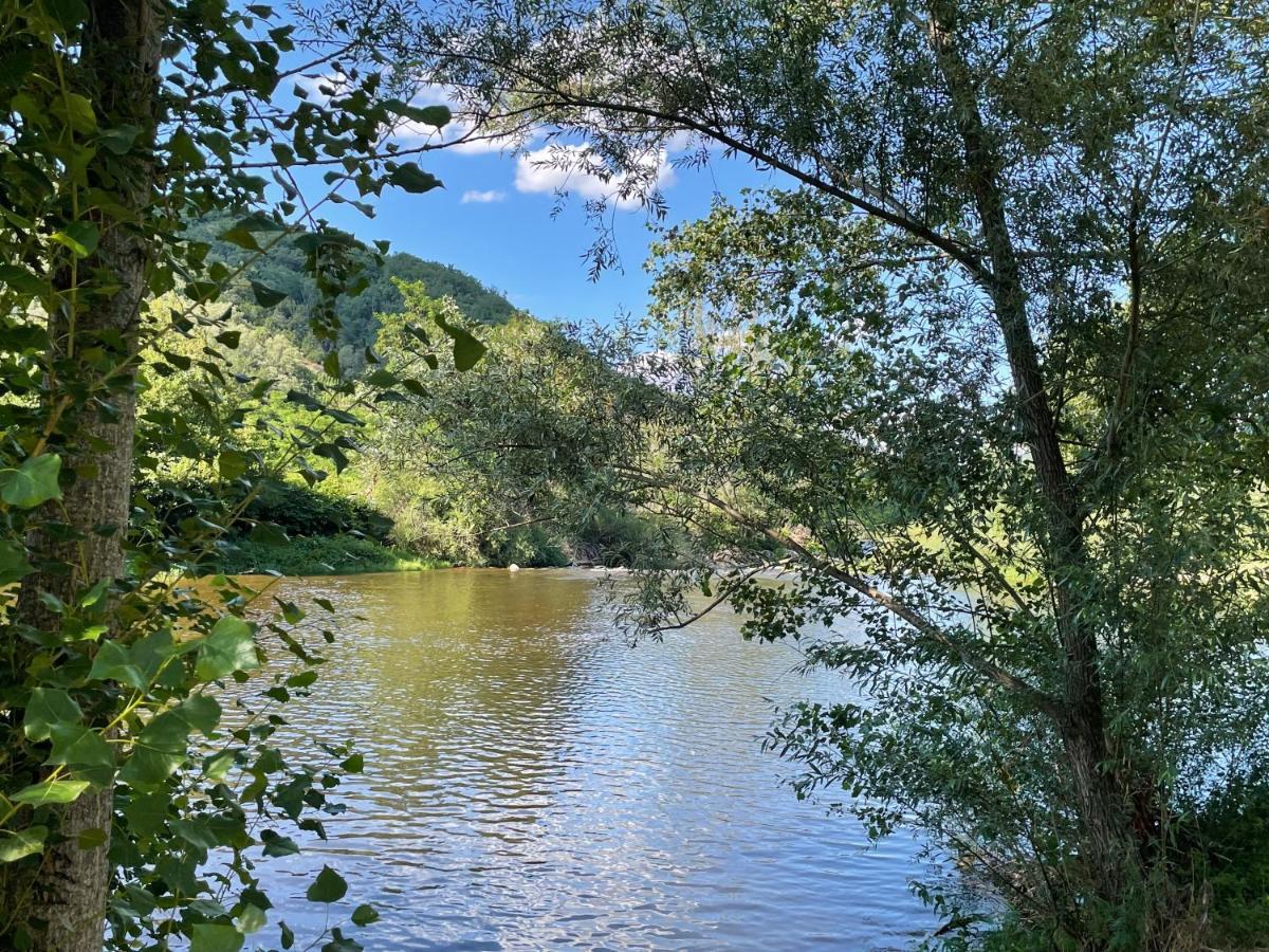 Camping Avec Piscine Et Riviere A Tournon Sur Rhone Ardeche Exterior photo