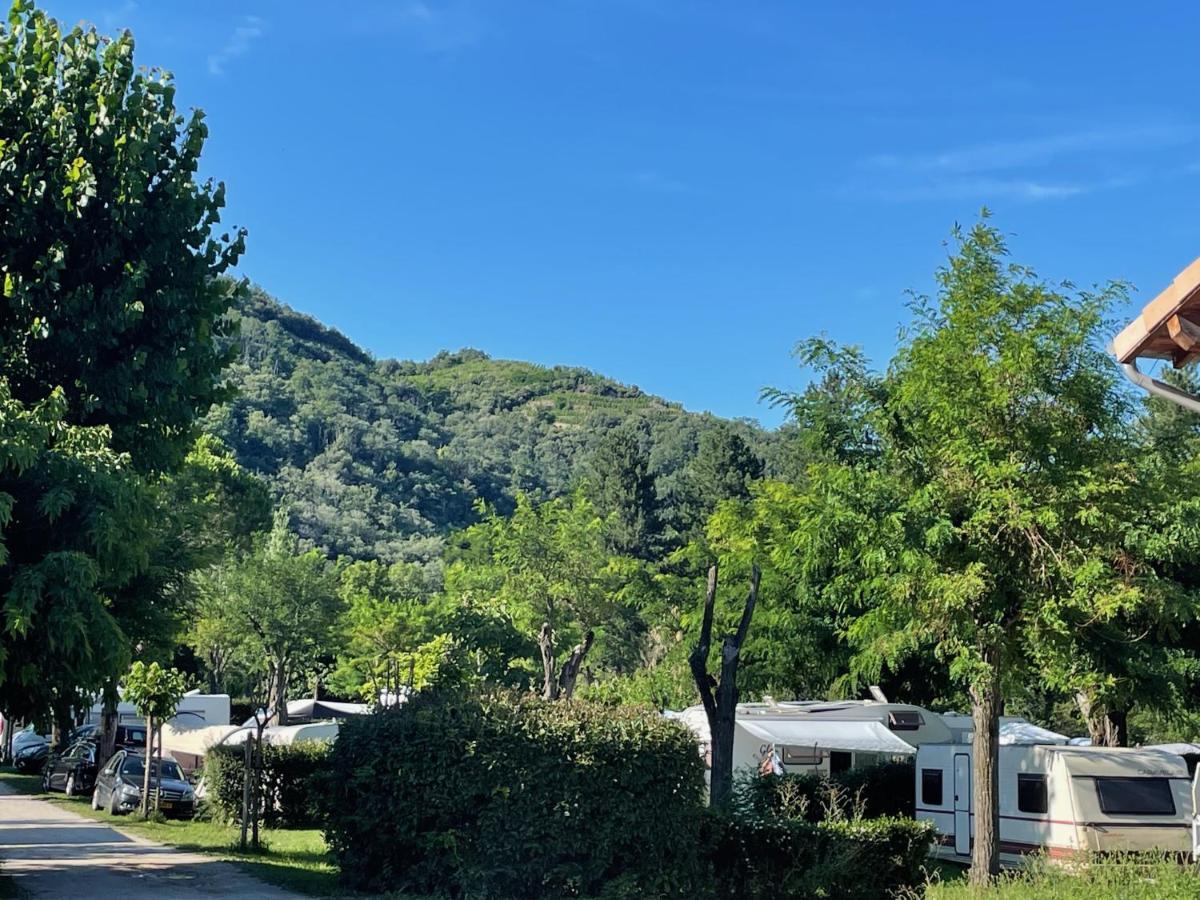 Camping Avec Piscine Et Riviere A Tournon Sur Rhone Ardeche Exterior photo
